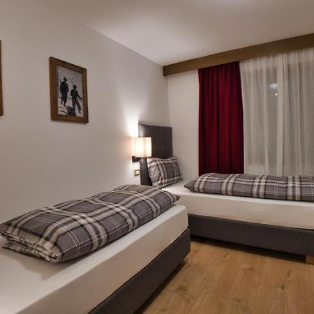 Alp Residence Pelegrin St. Vigil Rum bild